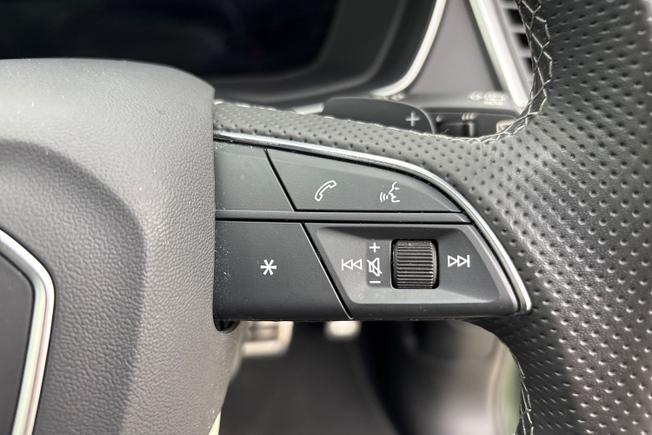 AUDI Q5 Photo 17
