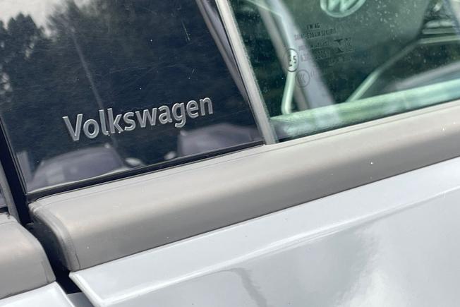 VOLKSWAGEN Id.5 Photo 23