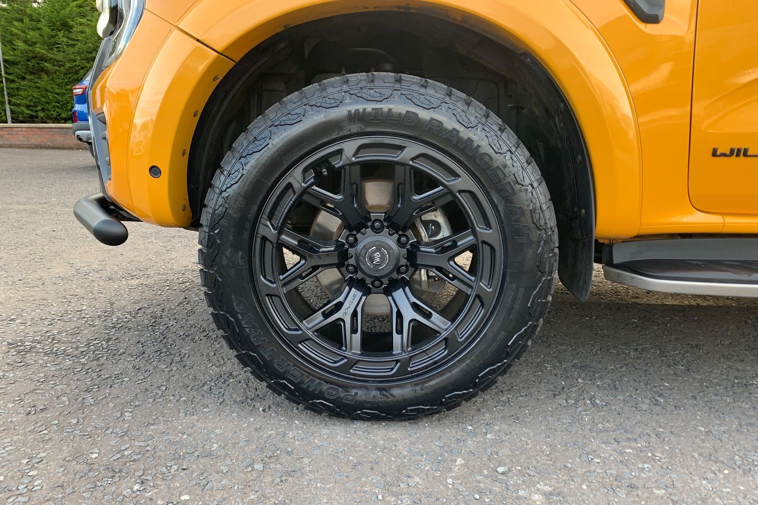 2023 Ford Ranger Wildtrak 2.0 Ecoblue Auto 4WD in Cyber Orange with 28K - vehicle photo 6 for sale on PureCar