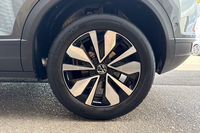 VOLKSWAGEN T-Roc Photo 5