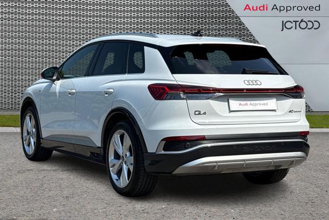 AUDI Q4 E-Tron Photo 3