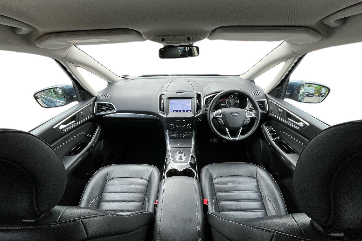 Ford Galaxy Photo 9
