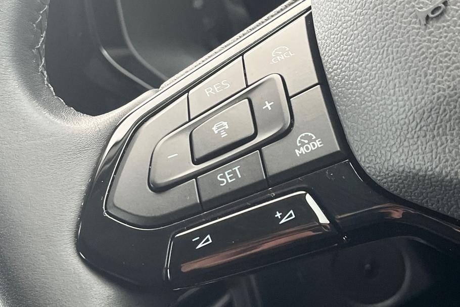 Used Ford TRANSIT CONNECT 18