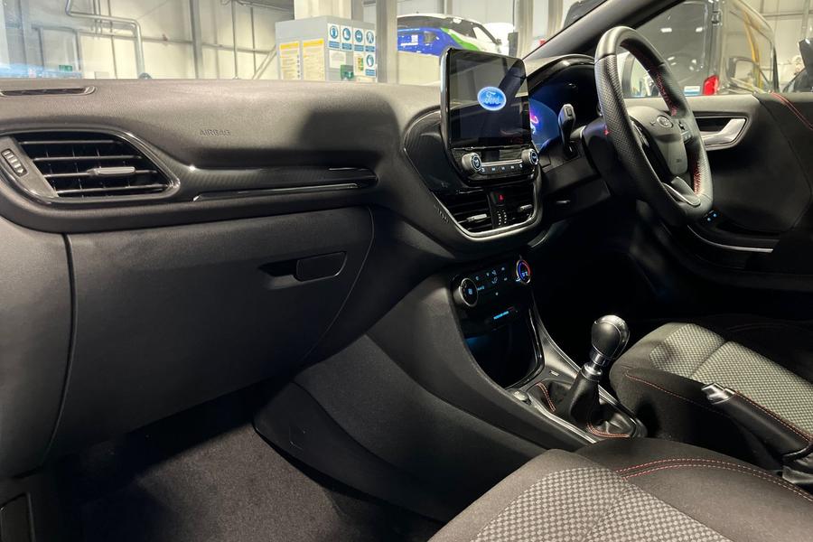 Ford PUMA Photo autoimg-4ab4558c90164ee175fe1db4848bd6f2555d4049.jpg