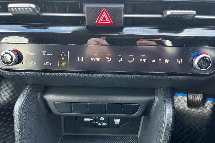 Kia SPORTAGE Photo autoimg-4ab64484b3232e5b44cb39515155109394409a5b.jpg