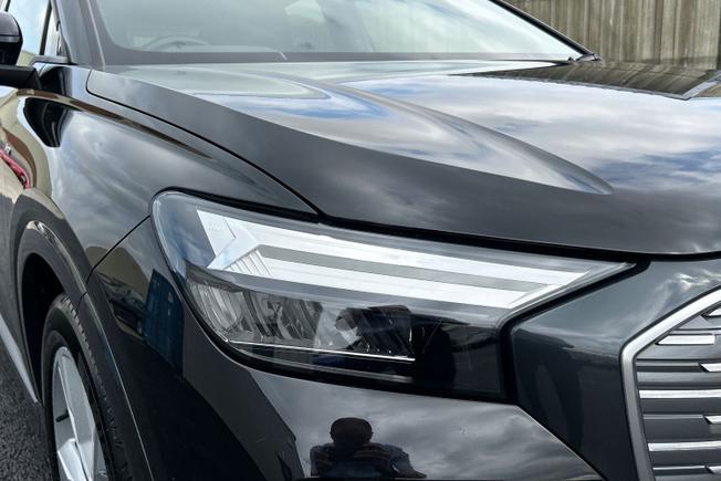 AUDI Q4 E-Tron Photo 19