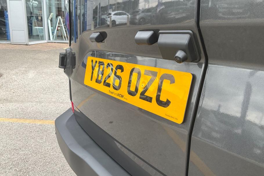 Used Ford TRANSIT CUSTOM YB26OZC 8