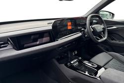 AUDI Q6 E-Tron Photo 2