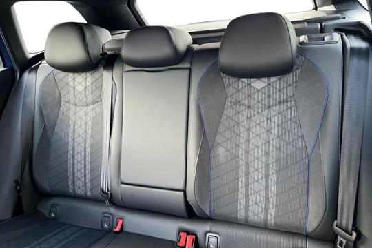 Volkswagen Passat Photo autoimg-4abbb071b03f651f4a0476ca3e789c389b4f8810.jpg