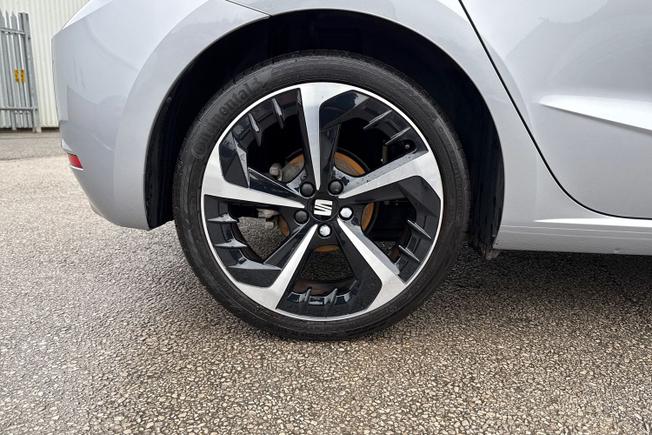 SEAT Ibiza Photo 21