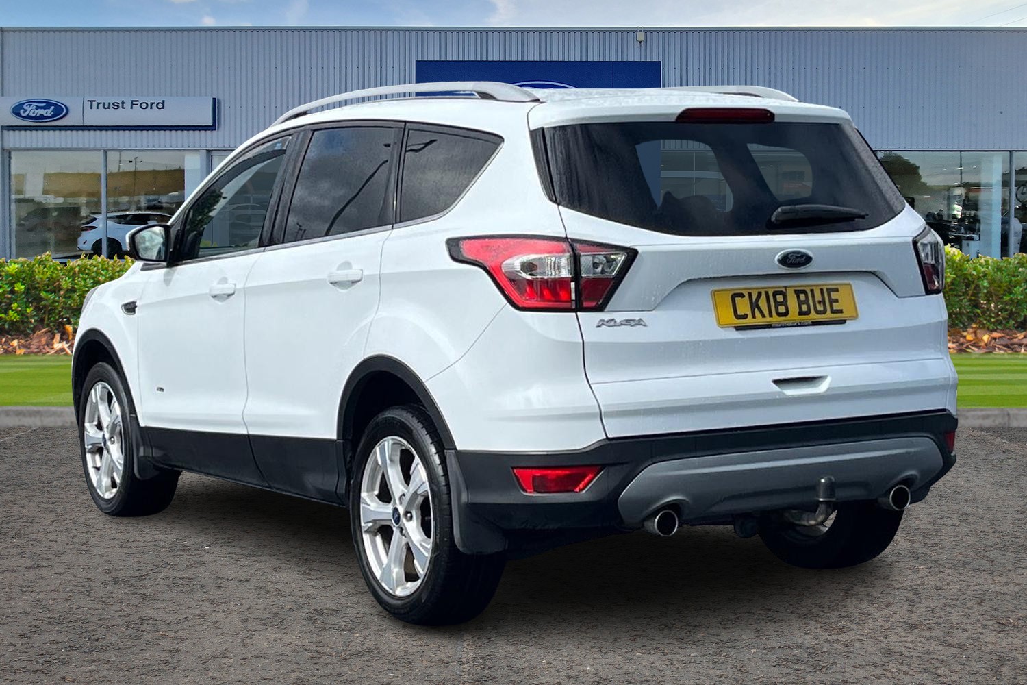 Ford Kuga Photo 1