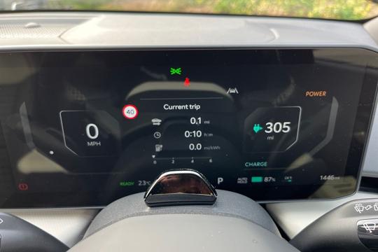 Kia EV4 Photo autoimg-4ac030f58bb1af3ad581f52f060f36c803910a89.jpg