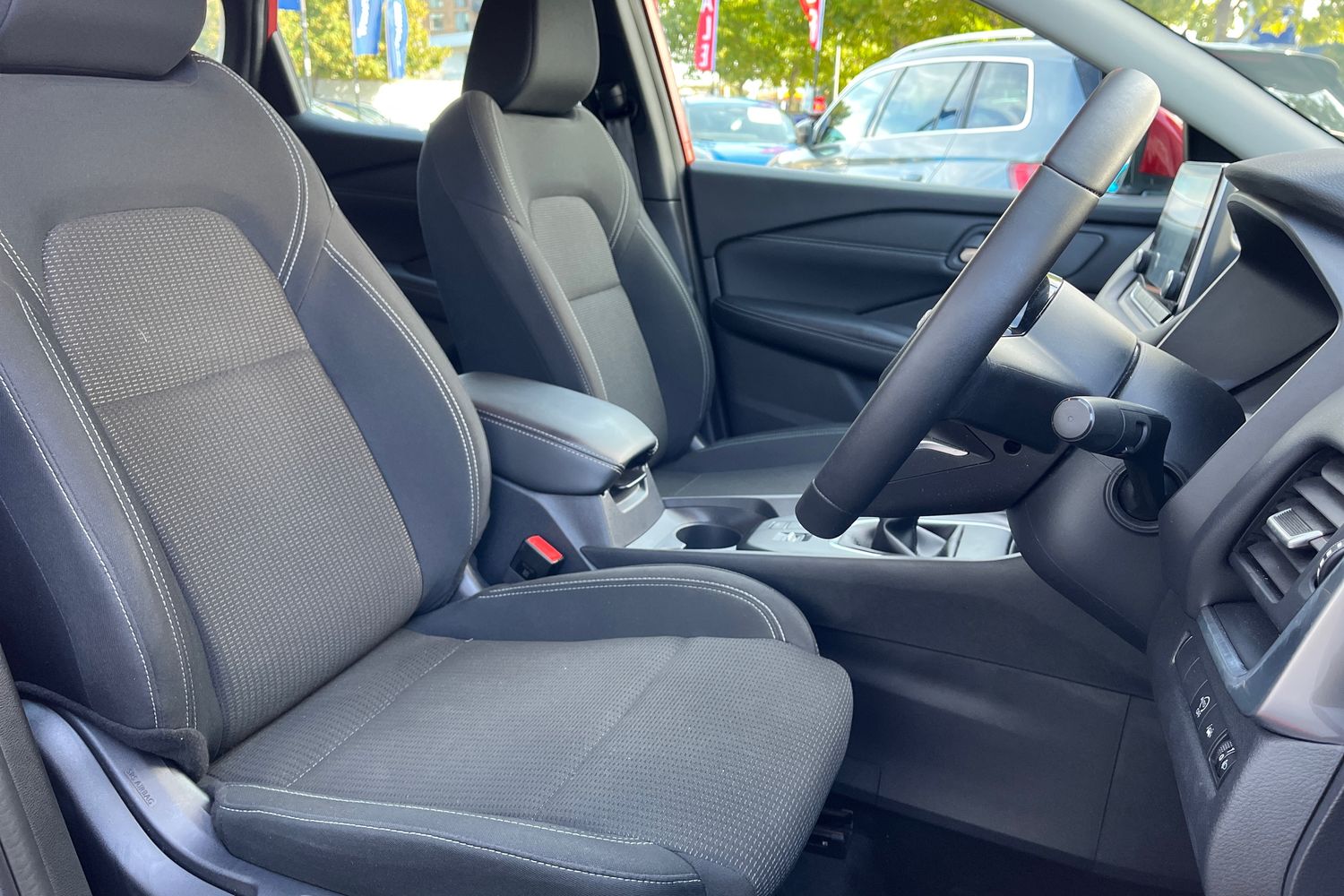 Nissan QASHQAI Photo 16