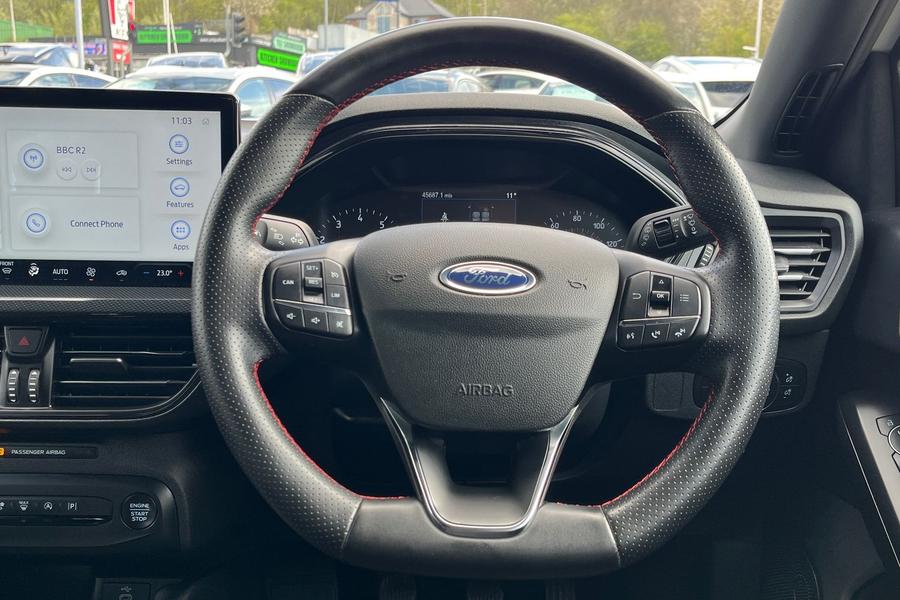 Ford Focus Photo autoimg-4ac212d931d6cd9c37136fca79675e035b54e36d.jpg