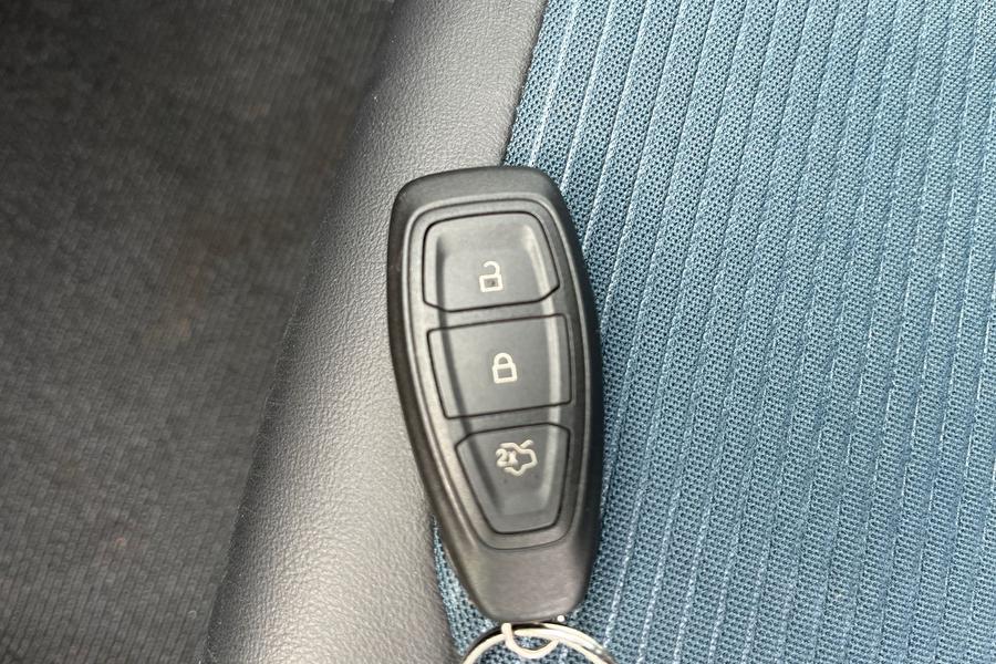 Ford PUMA Photo autoimg-4ac281d110f721629c0d875006bf3793e7964955.jpg