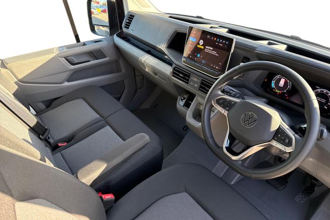 VOLKSWAGEN Crafter Photo 6
