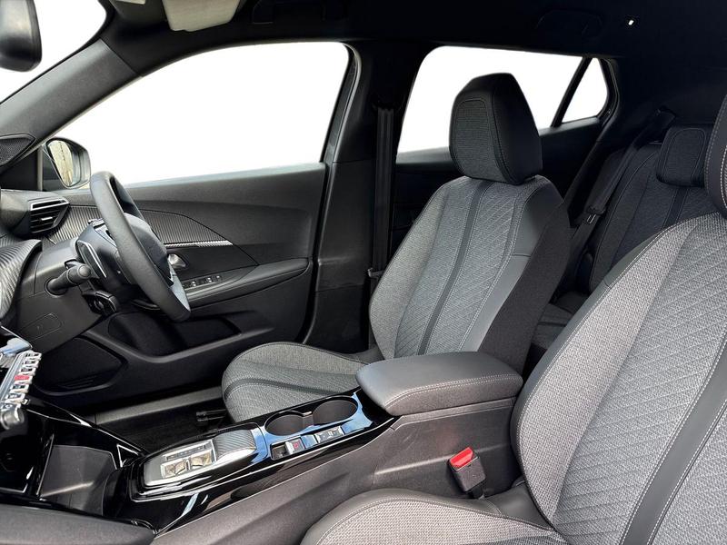 Used Peugeot 2008 KR25HXA 17