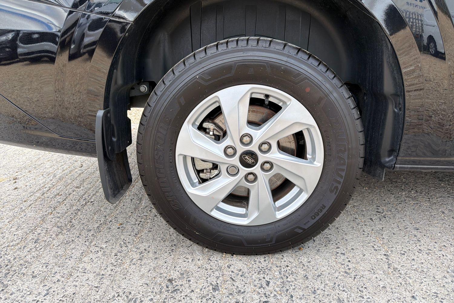 Ford E-TRANSIT CUSTOM Photo 15