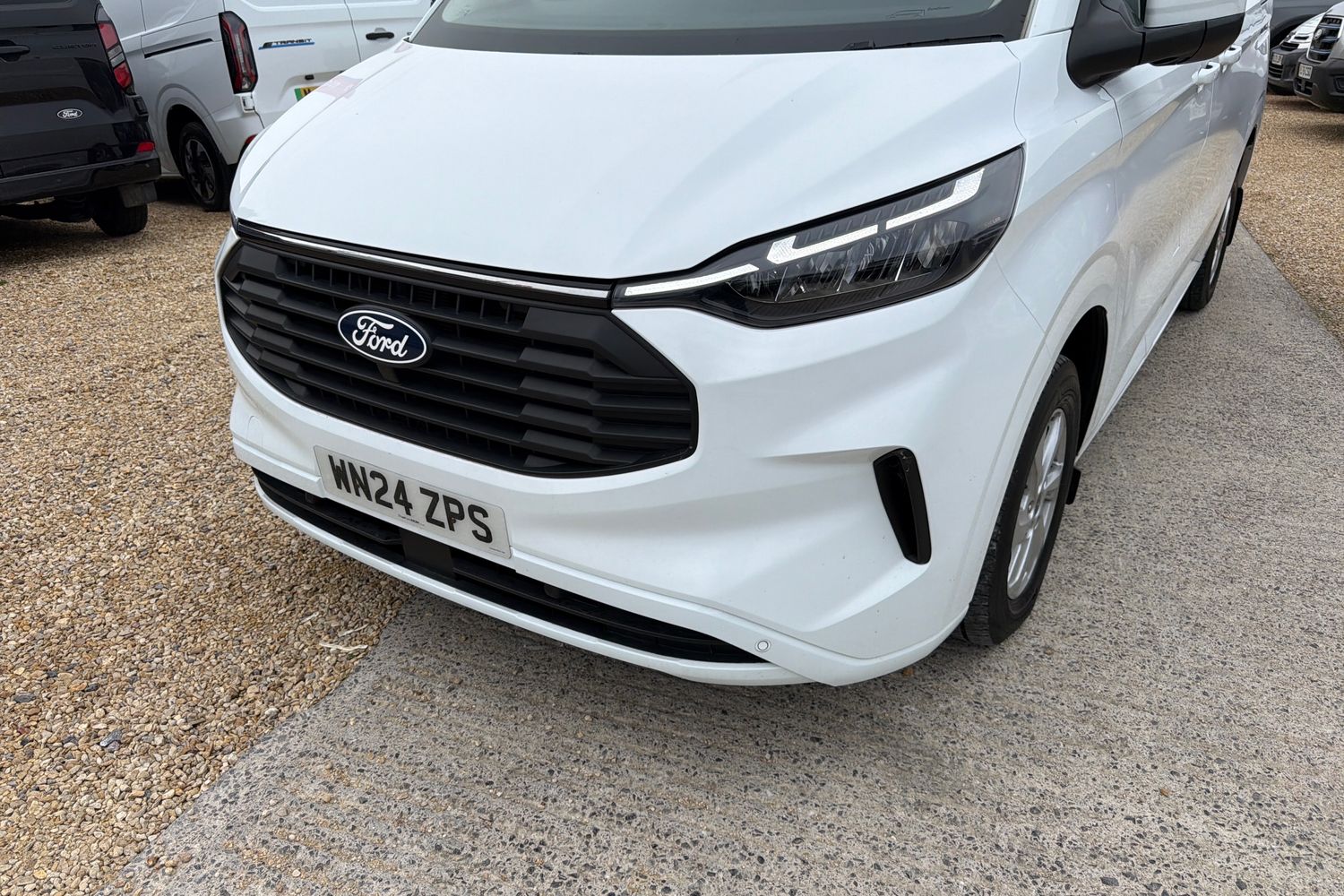 Ford TRANSIT CUSTOM Photo 8