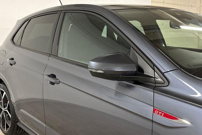 VOLKSWAGEN Polo Photo 20