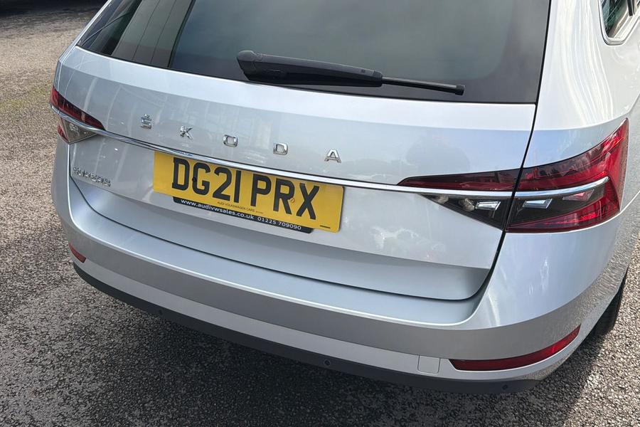Skoda Superb Photo autoimg-4ac7101c2b0003ea27a1b371a4d8974dc9a5db05.jpg