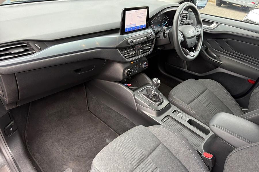 Ford Focus Photo autoimg-4ac86b37da08777f6d900550c1c41f1d6593c533.jpg