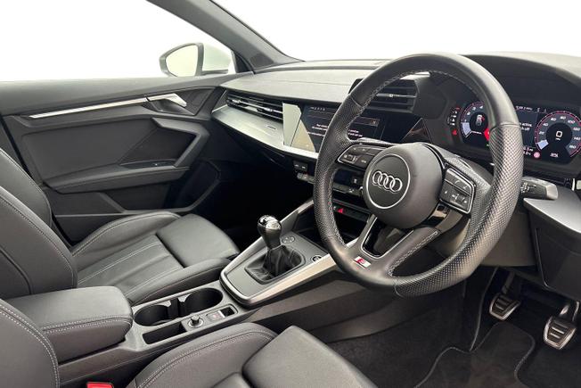AUDI A3 Photo 6