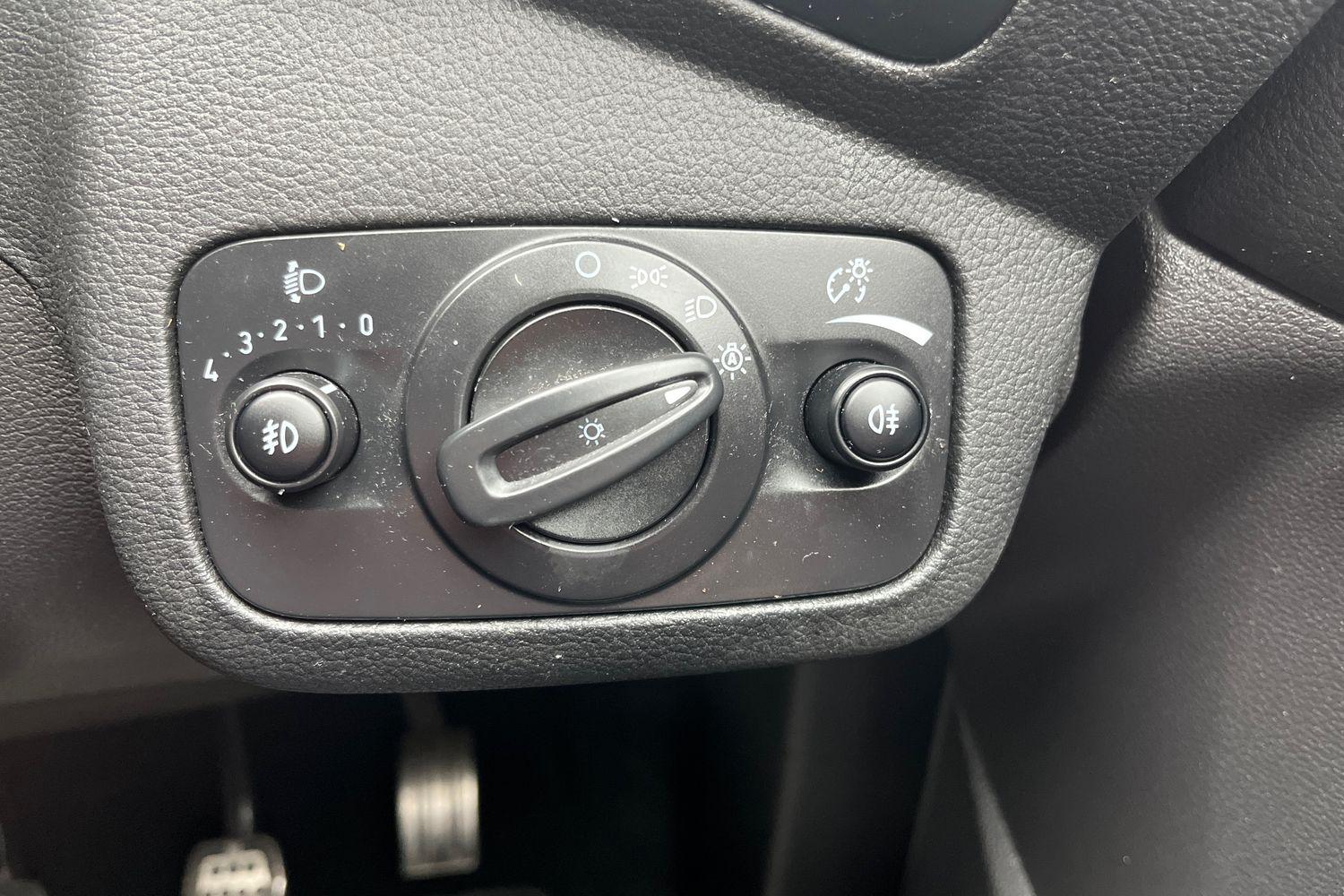 Ford KUGA Photo 32
