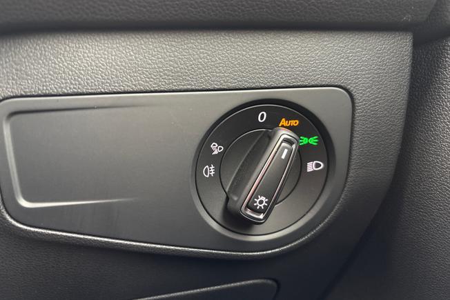 VOLKSWAGEN Tiguan Photo 28