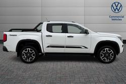 VOLKSWAGEN Amarok Photo 4