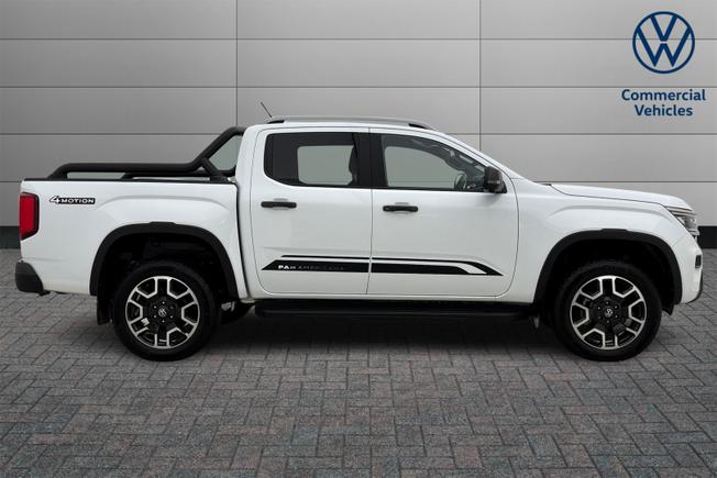 VOLKSWAGEN Amarok Photo 4