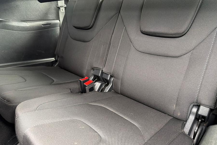 Ford S-MAX Photo autoimg-4acd81d2e8cde171440da6bc07a436becacf9447.jpg