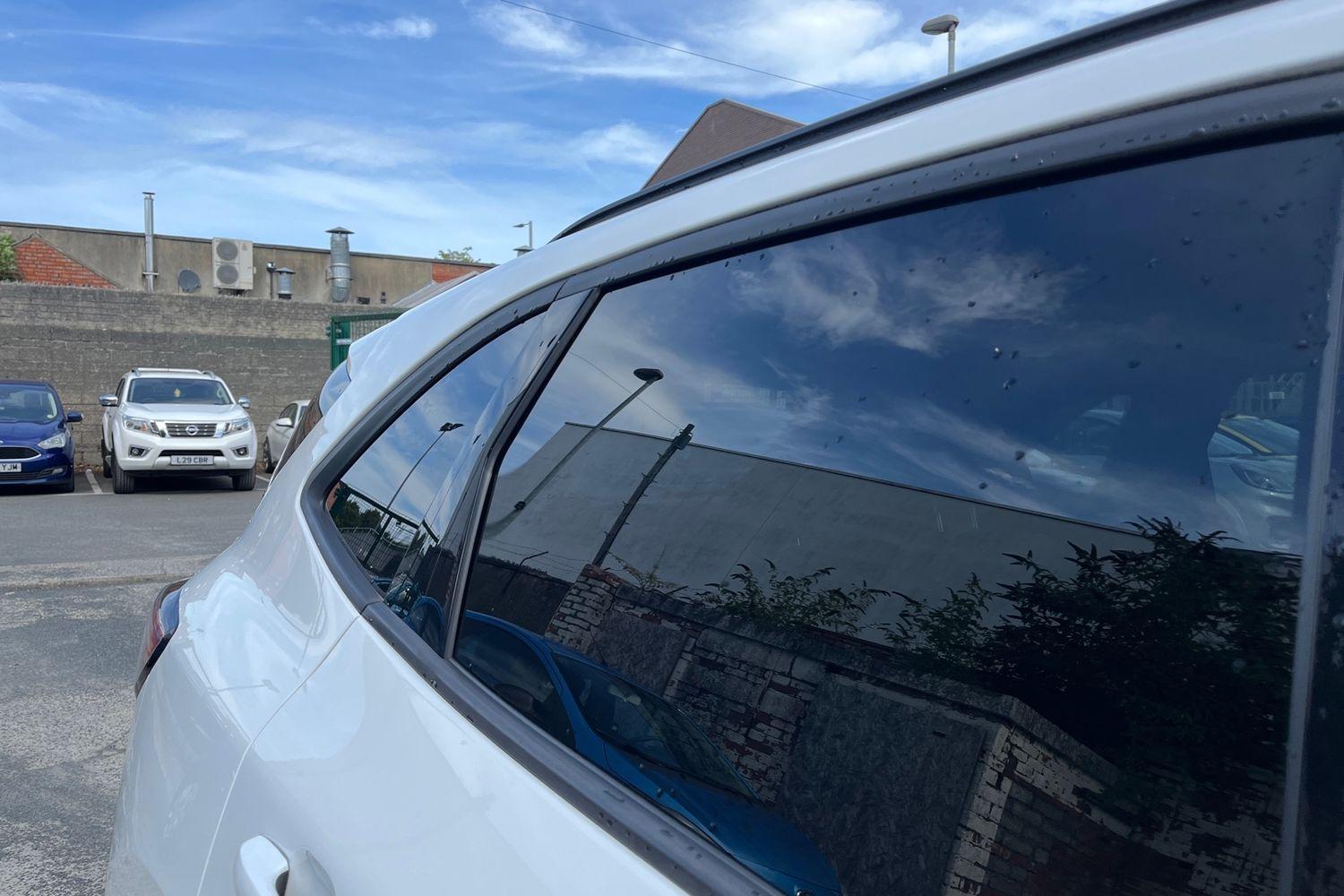 Ford KUGA Photo 38