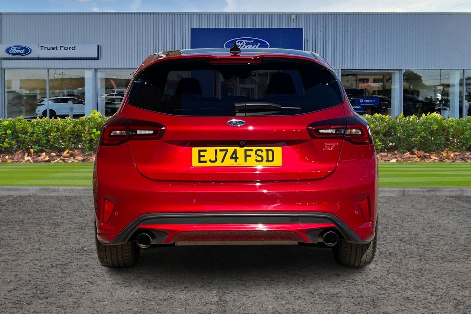 Ford Focus Photo 6