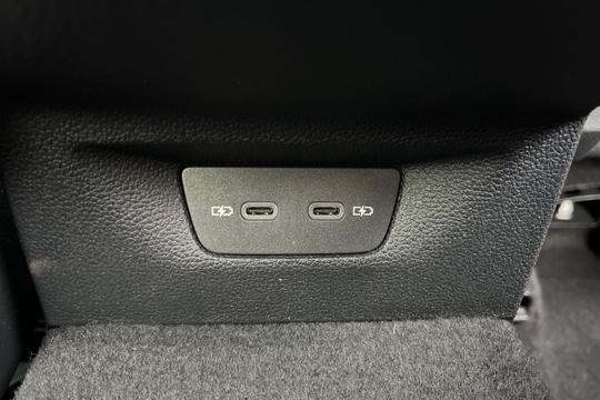 Volkswagen Golf Photo autoimg-4ad732d150efd57b089f35f9a2dbee39fe54680d.jpg