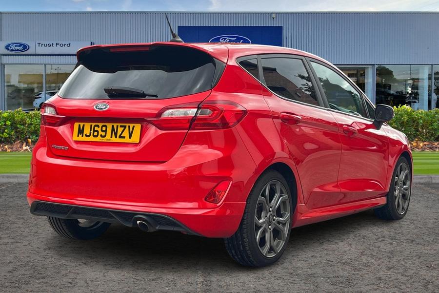 Ford Fiesta Photo autoimg-4ad9b8a3d96f1d09f59ab9b4e7c00180af4ad42c.jpg