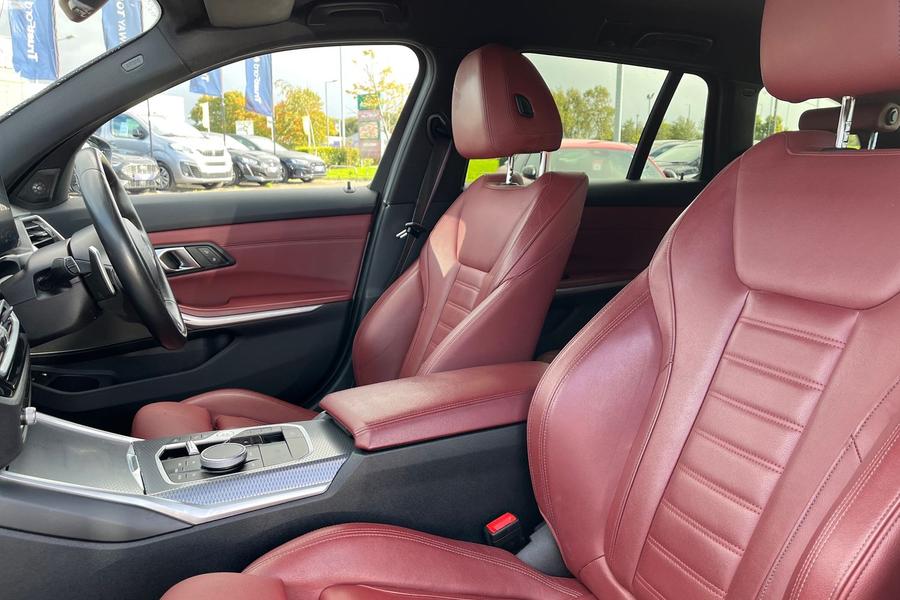 BMW 3 Series Photo autoimg-4addde3a51e49257425c7f631b06d5cc4388e517.jpg