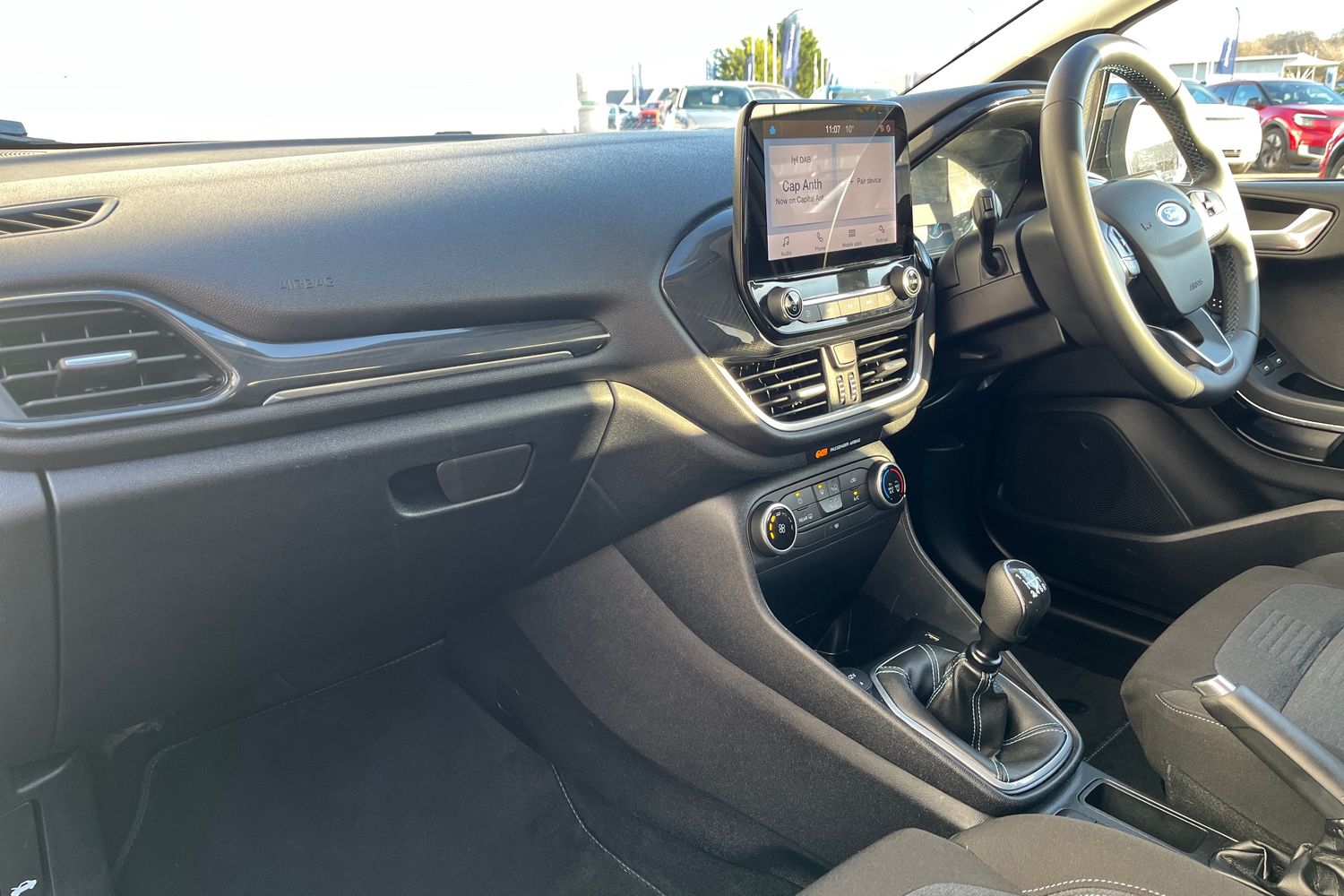 Ford Fiesta Photo 17