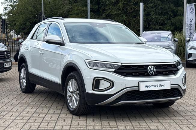 VOLKSWAGEN T-Roc Photo 29