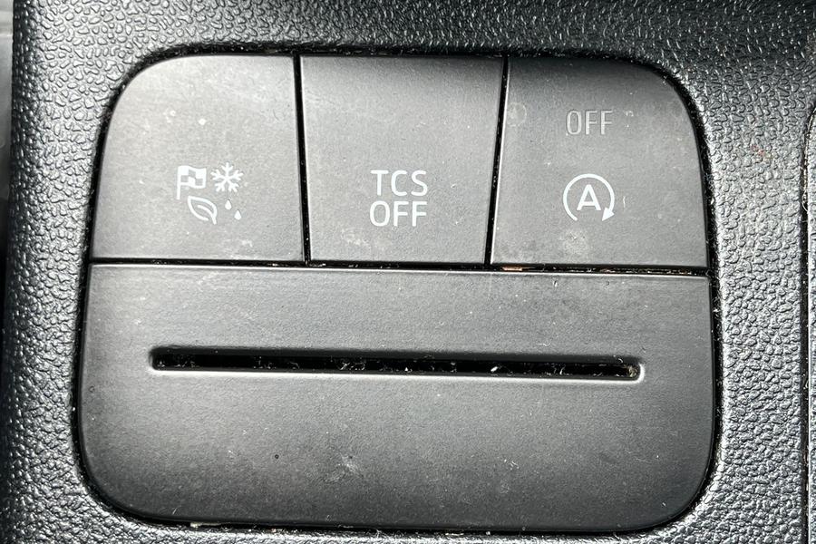 Ford FIESTA Photo autoimg-4ae4545ce86a48ab6be3d2db99ecba88e6fde7fe.jpg