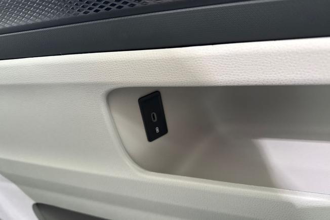 VOLKSWAGEN Id. Buzz Photo 27
