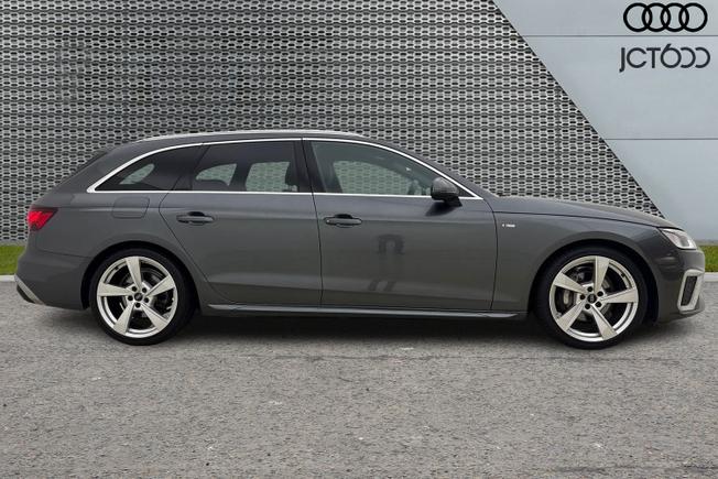 AUDI A4 Avant Photo 4