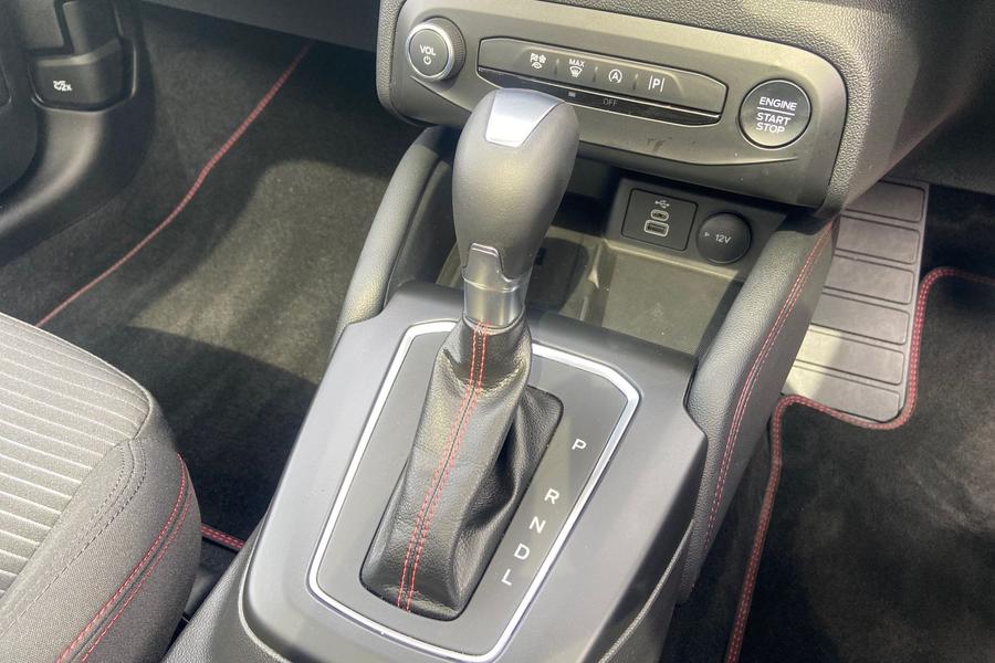 Ford FOCUS Photo autoimg-4ae86091bc80606947de0d0c8e1b768fbd044f45.jpg