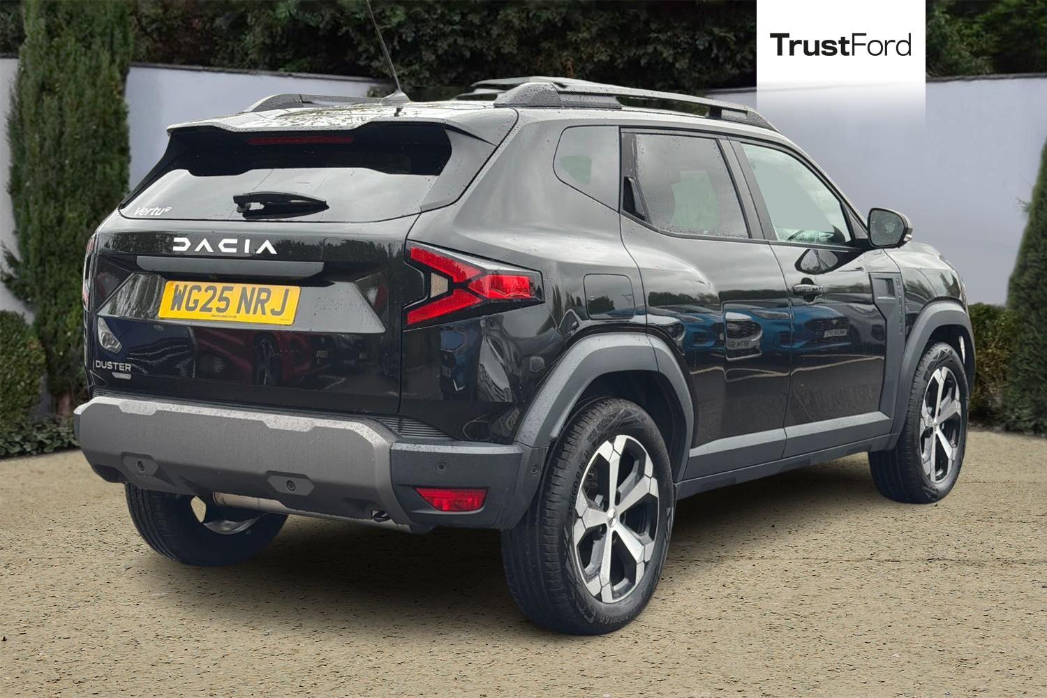 Dacia DUSTER Photo 3