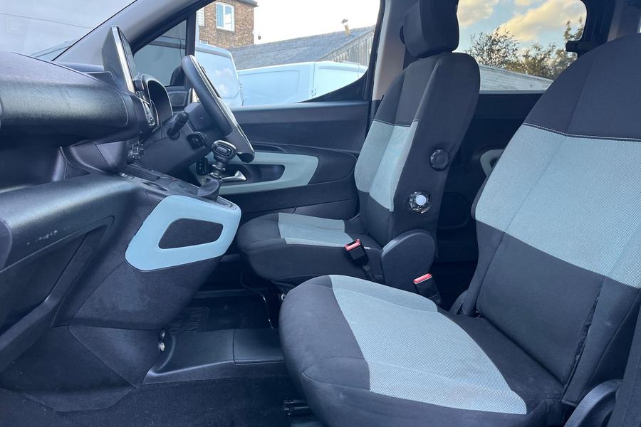 Citroen BERLINGO Photo autoimg-4af0bb45d7654d29ad2ec30dcde76a3c104eccfb.jpg