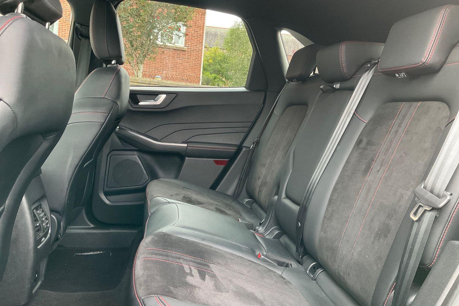 Ford KUGA Photo 19