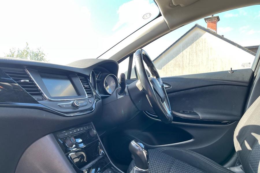 Vauxhall ASTRA Photo autoimg-4af277acf8f3aa1873416ea39fa27ceb8b770bd2.jpg