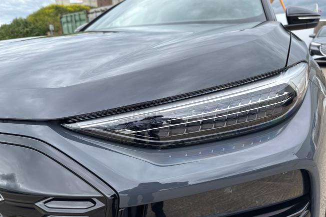 AUDI Q6 E-Tron Photo 58