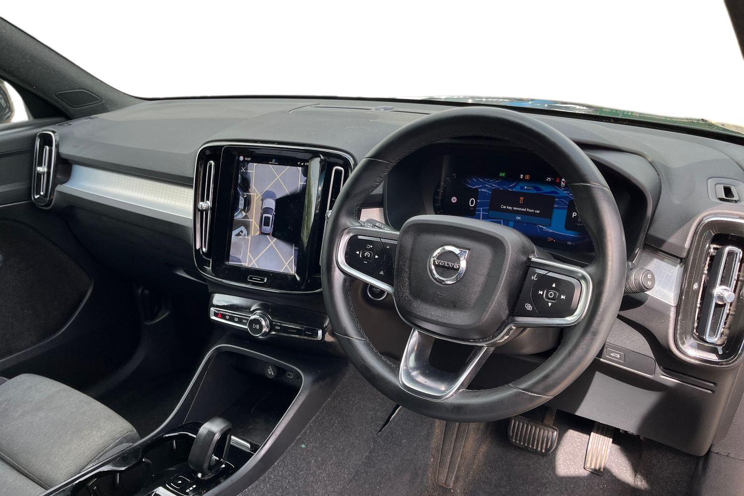 Volvo XC40 Photo 8
