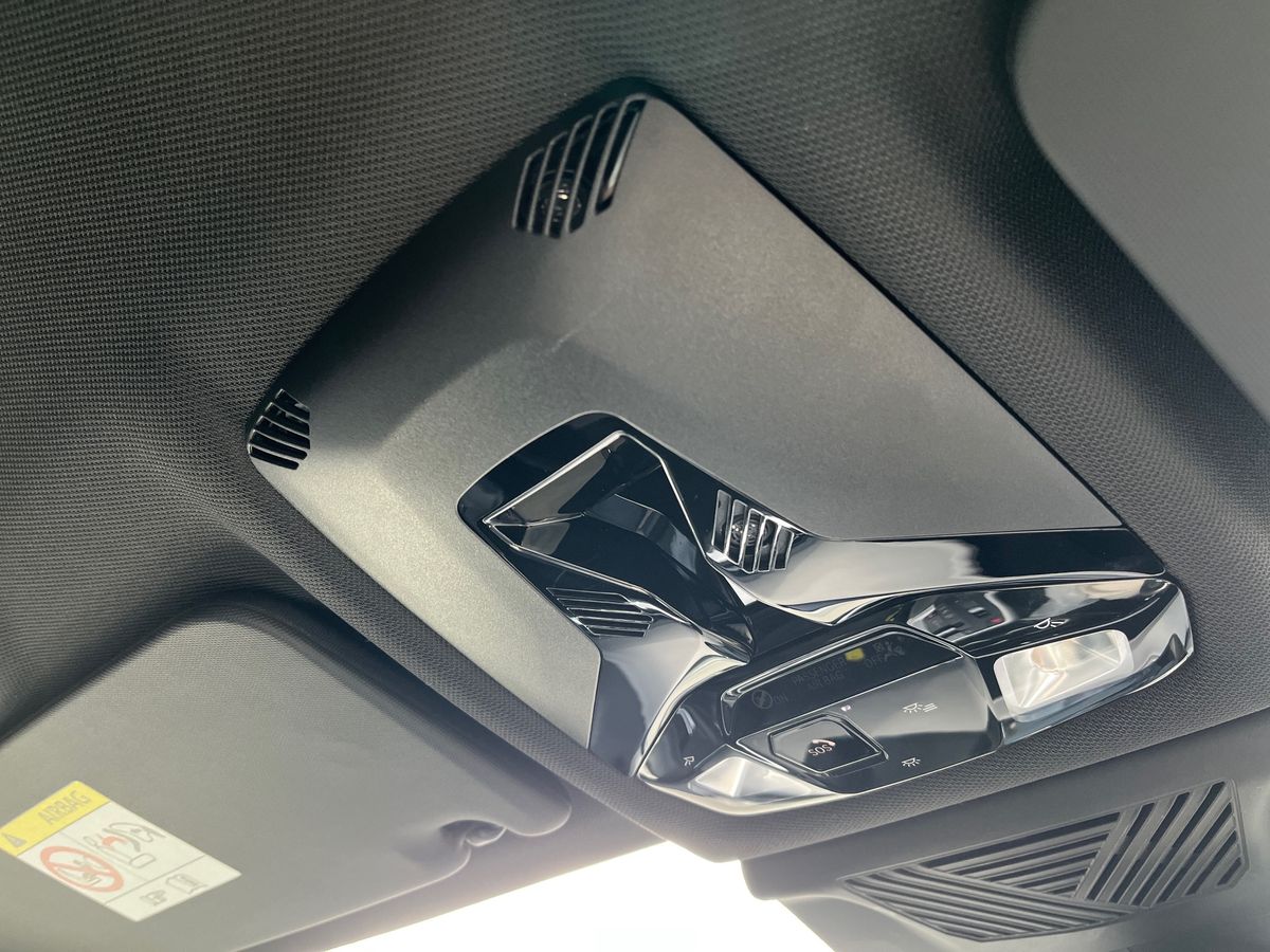 BMW X1 Photo 34